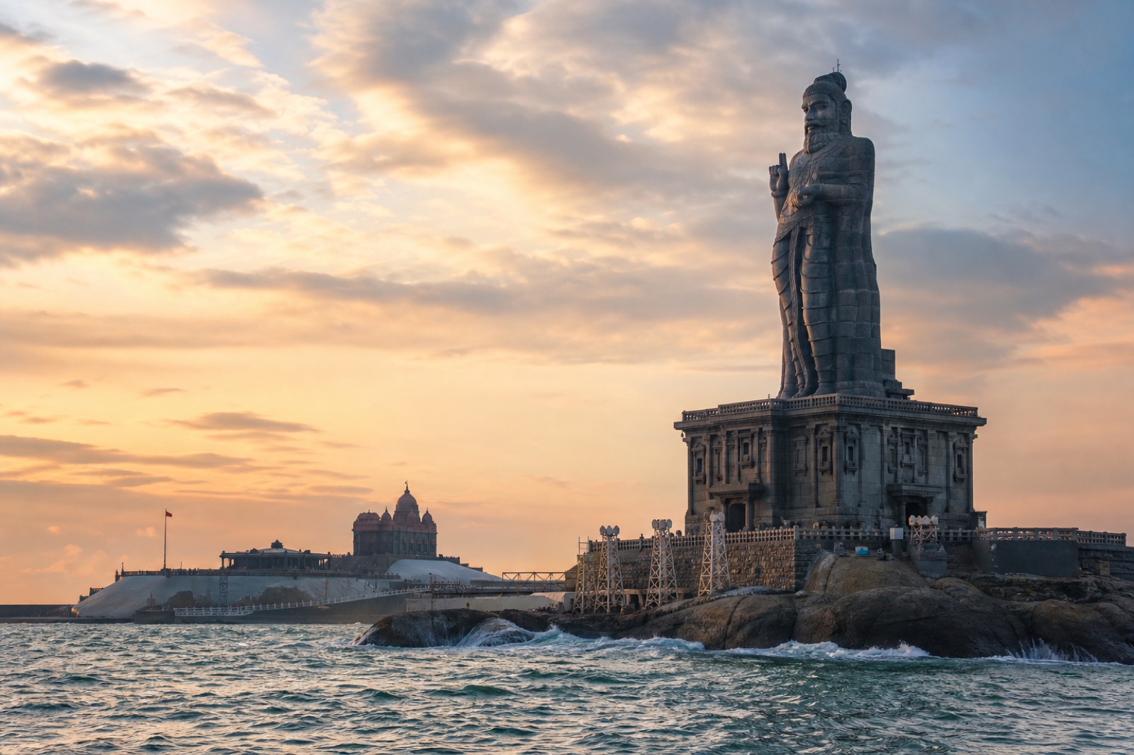கன்னியாகுமரிக் கடலில் திருவள்ளுவர் சிலையும் விவேகானந்தர் பாறையும் காட்டும் கலைப்படைப்பு